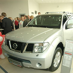 «Nissan Pathfinder» —     