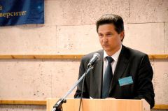 Ректор ЮЗГУ Сергей Емельянов: "Ученым и студентам нашего университета приятно быть полезными региону". Ректор ЮЗГУ Сергей Емельянов: "Ученым и студентам нашего университета приятно быть полезными региону".