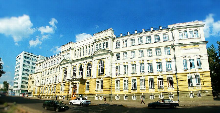 Сегодня Курский госуниверситет – это не только проверенные временем традиции классического образования, но и динамично развивающийся вуз, расширяющий направления подготовки Сегодня Курский госуниверситет – это не только проверенные временем традиции классического образования, но и динамично развивающийся вуз, расширяющий направления подготовки