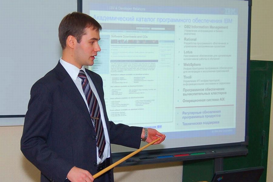 В этом году абитуриенты смогут стать студентами КГУ на шести новых направлениях: международные отношения, PR, физическая культура, рекреация и спортивно-оздоровительный туризм, информационная безопасность, бизнес-информатика, электроника В этом году абитуриенты смогут стать студентами КГУ на шести новых направлениях: международные отношения, PR, физическая культура, рекреация и спортивно-оздоровительный туризм, информационная безопасность, бизнес-информатика, электроника