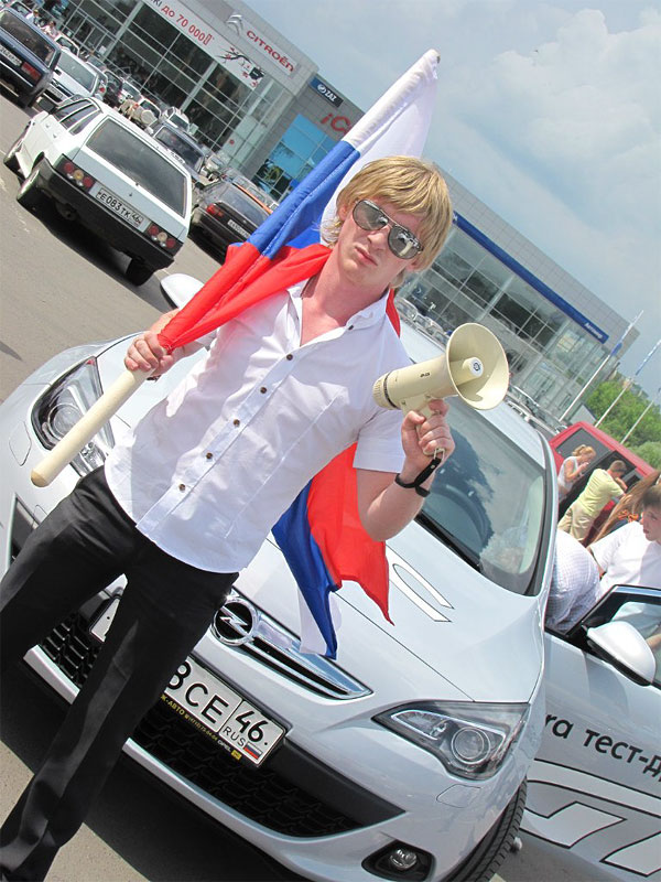 Автопробег прошел под девизом «Спасибо за Победу! Спасибо за жизнь!» Автопробег прошел под девизом «Спасибо за Победу! Спасибо за жизнь!»