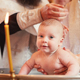 Сколько крестных родителей должно быть у ребенка?