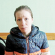 Снимала у девочек золотые серьги