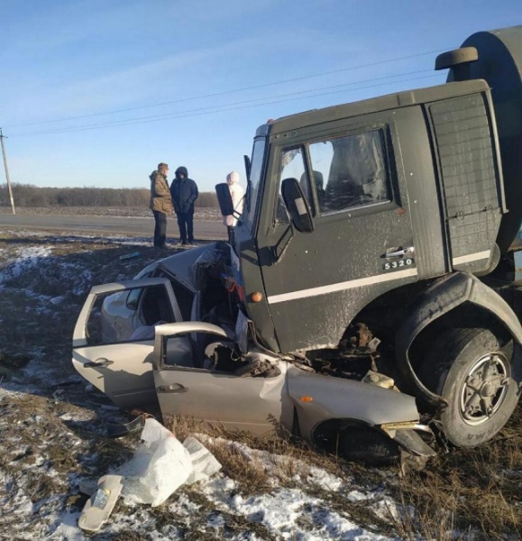 В «Ладе» не выжил никто В «Ладе» не выжил никто
