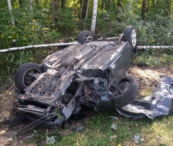 Одна из смертельных аварий случилась под Дмитриевом Одна из смертельных аварий случилась под Дмитриевом