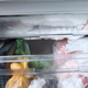 Почему в морозильной камере намерзает лед