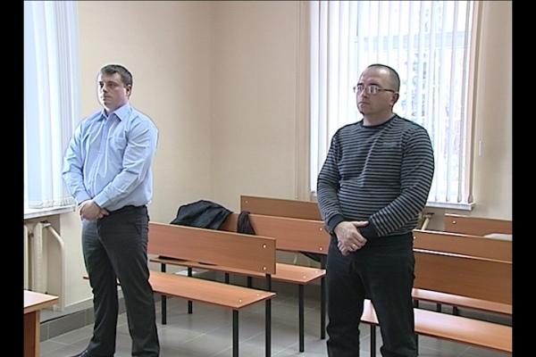 Обвиняемые в зале суда (фото УМВД по Курской области) Обвиняемые в зале суда (фото УМВД по Курской области)