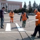 На центральных улицах Курска наносят новую разметку