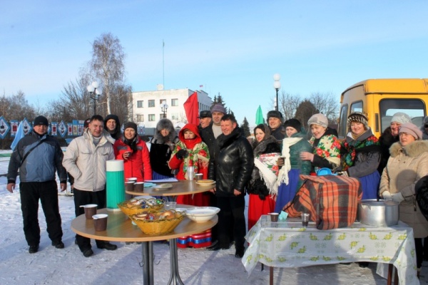Джиперов тепло принимают в райцентре Мантурово Джиперов тепло принимают в райцентре Мантурово