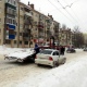 В Курске начали эвакуировать машины, припаркованные на проезжей части