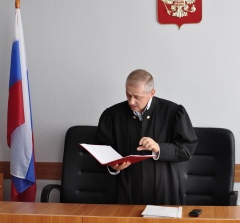 Василий Долинный имел право на отставку уже несколько лет Василий Долинный имел право на отставку уже несколько лет