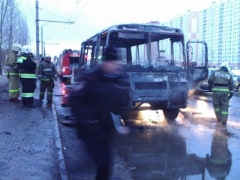 Транспортное средство сгорело почти полностью... Транспортное средство сгорело почти полностью...