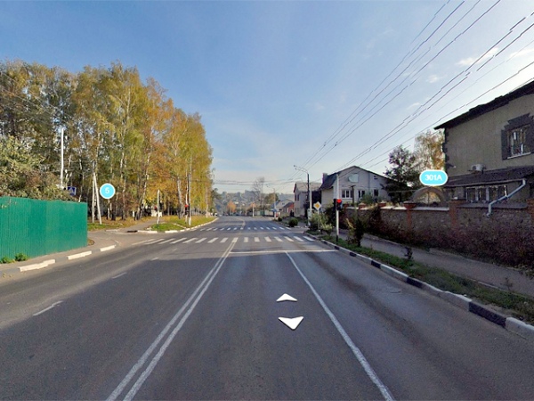 8 июля, примерно в 18.20 в Курске на перекрестке улиц Пучковка и Верхняя Казацкая неустановленный водитель автомобиля ВАЗ-2115 сбил девушку 8 июля, примерно в 18.20 в Курске на перекрестке улиц Пучковка и Верхняя Казацкая неустановленный водитель автомобиля ВАЗ-2115 сбил девушку