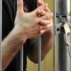 Курянина, изнасиловавшего 14-летнюю дочь, приговорили к 10 годам