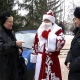 «Полицейский Дед Мороз» рассказал курянам об ответственности за незаконную рубку деревьев