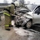 Под Курском машина врезалась в отбойник моста, пострадал водитель