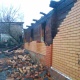 Горящее подворье под Курском тушили пять пожарных частей