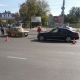 В Курске не разъехались два автомобиля, пассажирка получила травму