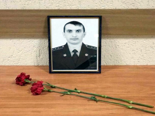 В Курске с воинскими почестями похоронили погибшего в перестрелке пограничника