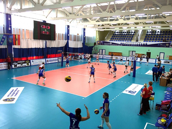 Курские волейболистки начали сезон с двух побед