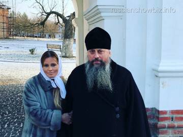 С настоятелем Рыльского монастыря отцом Романом С настоятелем Рыльского монастыря отцом Романом