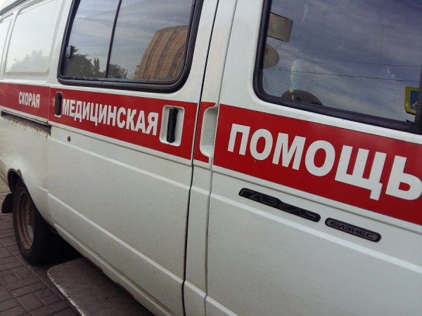 В Дмитриеве в столкновении "Шевроле" и ВАЗа пострадала женщина
