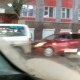 В Курске легковушка врезалась в стоящий на светофоре микроавтобус