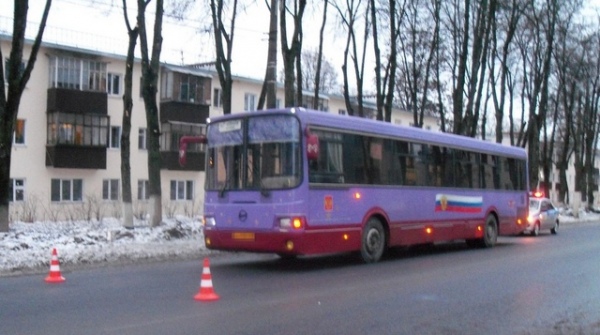 В Курской области пострадала пенсионерка, упав в салоне автобуса