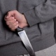 В Курске мужчина с ножом пытался ограбить павильон