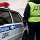 Под Курском инспектор ДПС попросил взятку бензином и заправил служебное авто