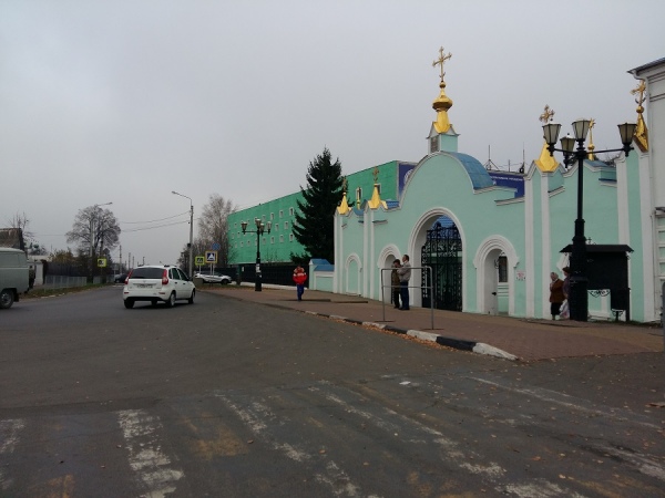 Местные утверждают, что фонари в Свободе горят только на центральной улице Местные утверждают, что фонари в Свободе горят только на центральной улице