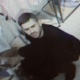 В Курске видеокамера сняла, как мужчина крал женские туфли
