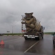 На окраине Курска бетономешалка врезалась в легковушку