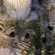 Раскрыта загадка странных отверстий вокруг деревьев в центре Курска