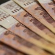 В Курске кассир оформляла кредиты на клиентов и забирала деньги
