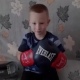 Александр Поветкин подарил свои перчатки 6-летнему курянину