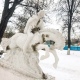 В Детском парке на площади Перекальского в Курске ремонтируют скульптуры