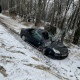 Под Курском машина улетела с дороги и перевернулась