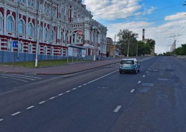 ДТП произошло возле Дома офицеров ДТП произошло возле Дома офицеров