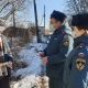 Житель Курской области лишился сарая, сжигая траву на участке