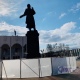 В Курске приступили к ремонту постамента памятника Пушкину на Театральной площади