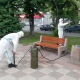 В Курске обработали от клещей скверы на улице Комарова и в 17-м Степном переулке