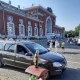 После жалоб в соцсетях изменен график уборки Привокзальной площади Курска