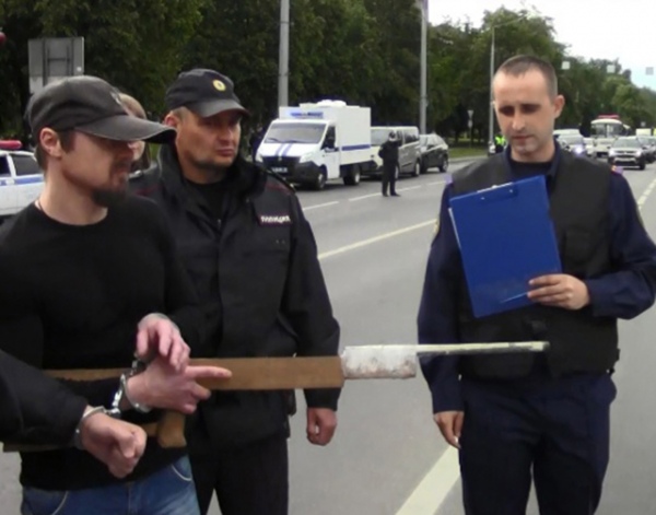 Алеков во время проверки показаний на месте убийства авторитета Украины Алеков во время проверки показаний на месте убийства авторитета Украины