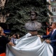 В Курске на улице Ленина открыли бюст-памятник Герою Советского Союза Михаилу Булатову
