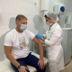 Замгубернатора Курской области Андрей Белостоцкий поделился видео, как делает прививку от гриппа