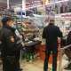 Власти Курска усилили в магазинах контроль за соблюдением масочного режима