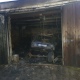 В Курске сгорела машина в гараже