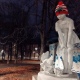 На скульптуры в Детском парке Курска надели шапки и варежки