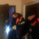В Курске спасатели помогли пенсионеркам, оказавшимся без сил в запертом жилье